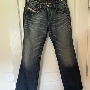 Deisel Women’s Jeans size 31. Low rise bootcut